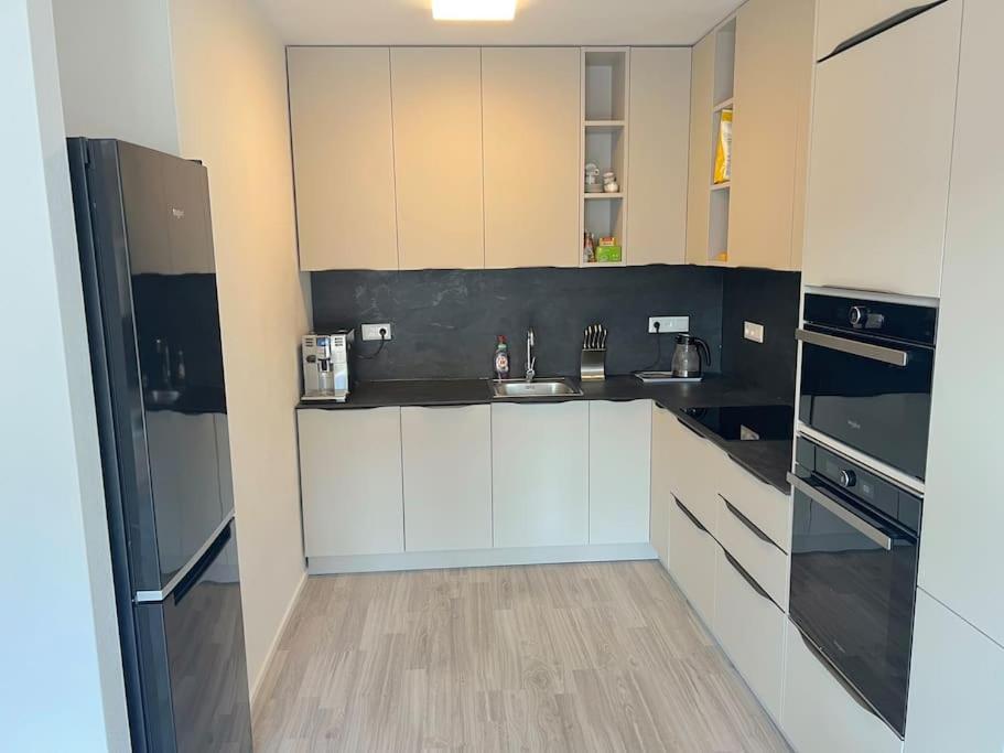 Moderne V Senici Apartmán